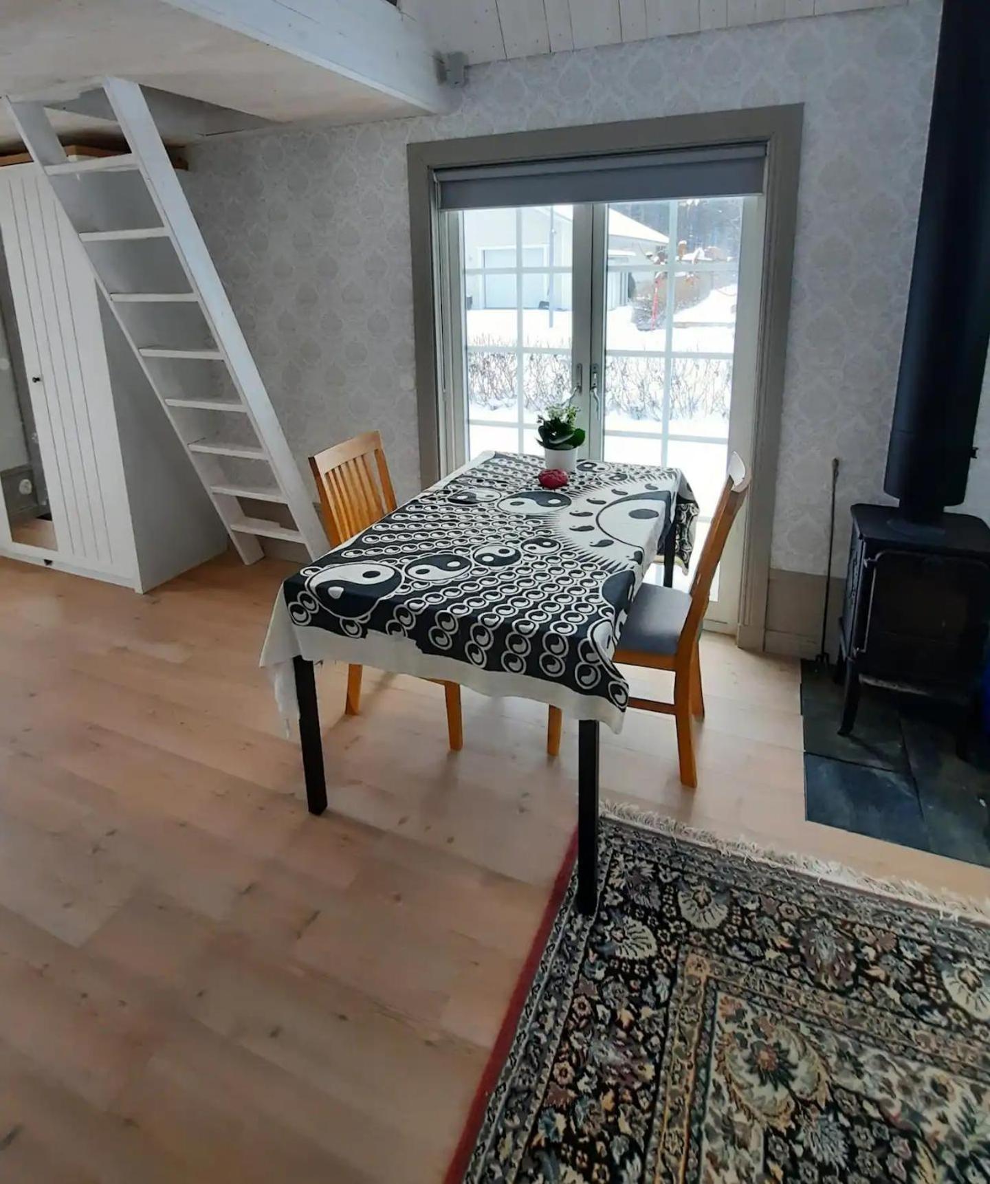 Charmigt Hus Och Mysigt Boende! Hudiksvall Esterno foto